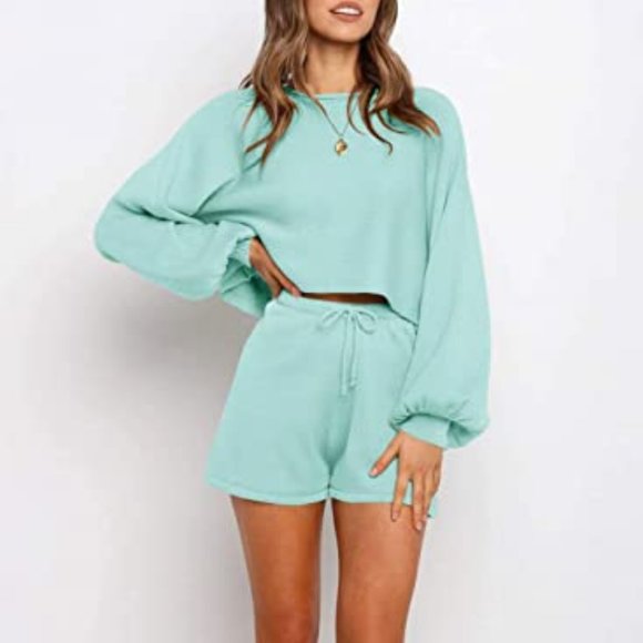 zesica Pants - NWOT Zesica Stretch Knit Lounge SHORTS/Long Bubble Sleeve Crop TOP Mint SET  S